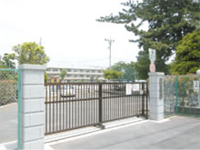 冨貴島小学校