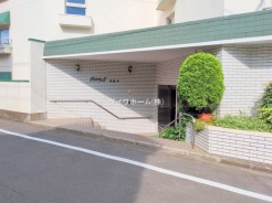 松戸市常盤平陣屋前