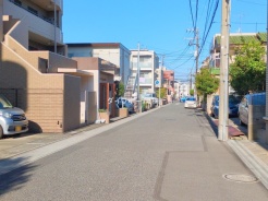 市川市新井３丁目