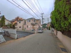 市川市宮久保1丁目